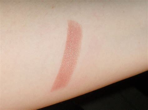 Made In Makeup Batom Essence Cream Nude