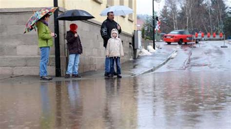 Steigende Pegelst Nde Bei Regen Und Tauwetter