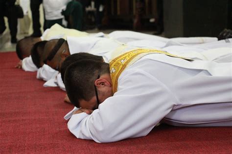 How Long Does It Take To Become A Catholic Priest? — Catholics & Bible