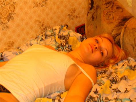 blonde amateur ポルノ写真