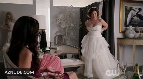 RACHEL BLOOM Nude AZNude