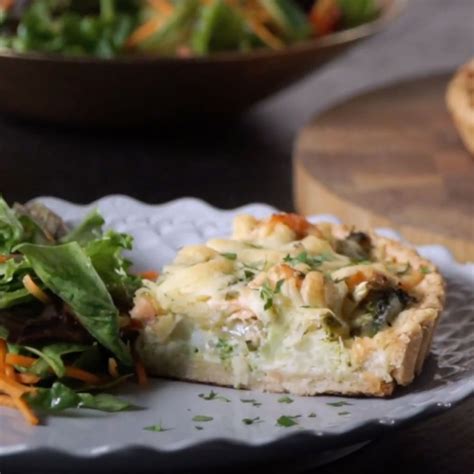 Smoked Salmon, Cheese and Broccoli Quiche - Recipes | Dairy UK