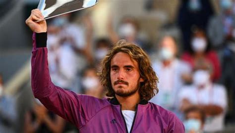 Stefanos Tsitsipas Y La Terrible Noticia Que Recibió Cinco Minutos