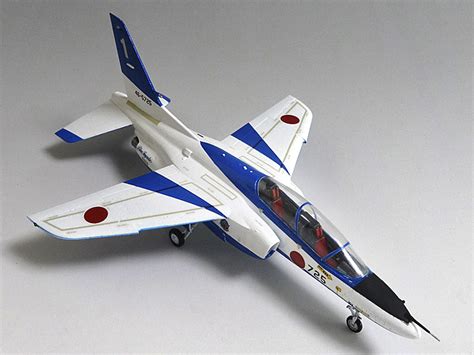 ハセガワ：1 72 川崎 T 4「ブルーインパルス」