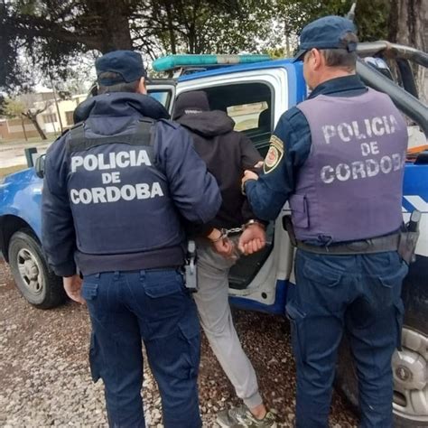 Hurto y Aprehensión en Flagrancia en Laborde Dos Jóvenes Detenidos por