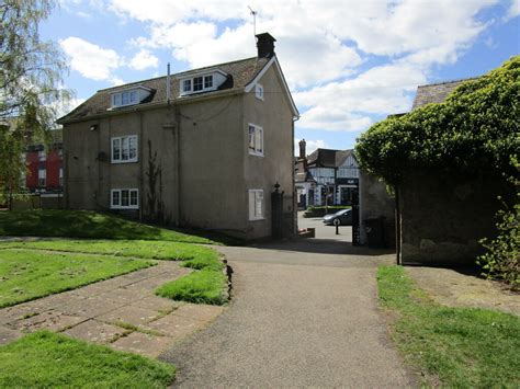 Path To Church Gate From The Churchyard © Jonathan Thacker Cc By Sa