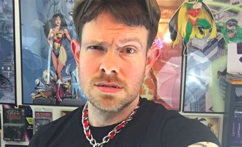 The Gay Comic Geek Un Youtubeur Pas Comme Les Autres Pop And Films