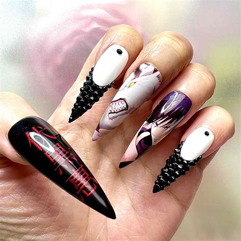 Megumi Diamanté Froni Nail