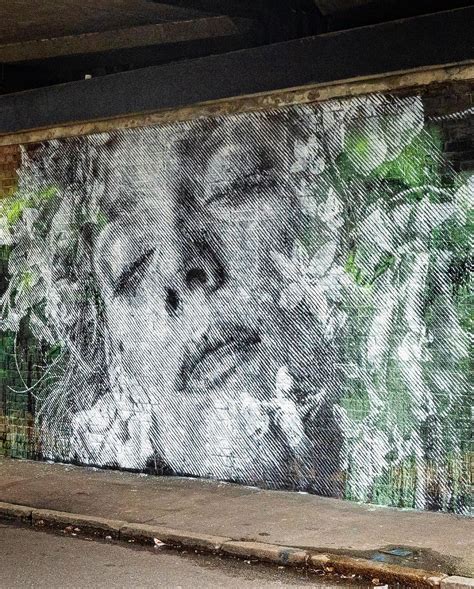 Streetart Snik London UK Barbara Picci