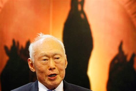 pm modi pays tribute  singapores founding father lee kuan yew
