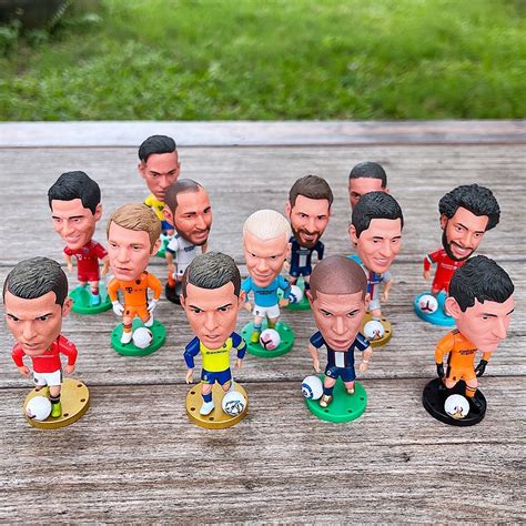 Boneco De Jogador De Futebol - boneco de jogador de futebol em Promoção na Shopee Brasil 2026
