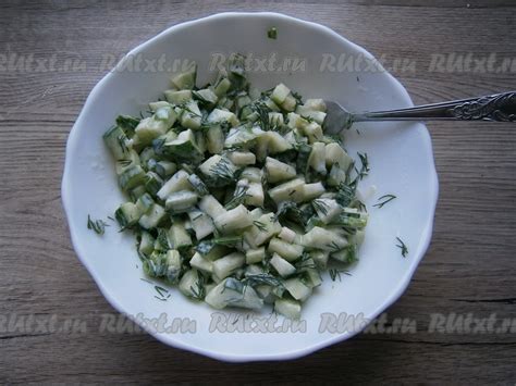 Салат из огурцов и зеленого лука: 7 фото в рецепте