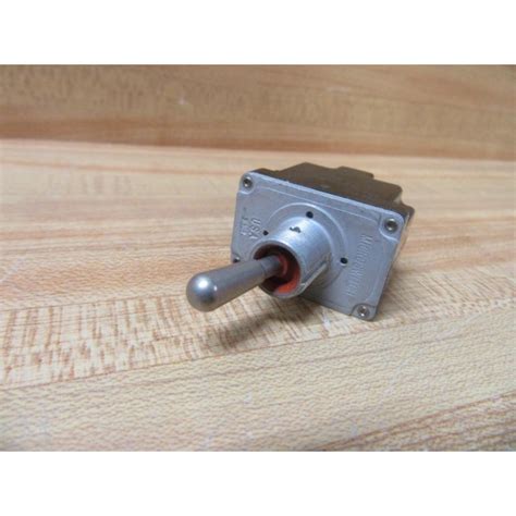 Micro Switch Ms24524 30 Honeywell Toggle Switch 2tl1 6 Mara Industrial