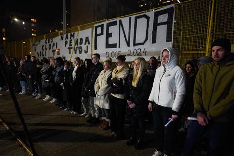 Gra Ani Oplakuju Brutalno Ubijenog Farisa Pendeka Potresne Poruke S