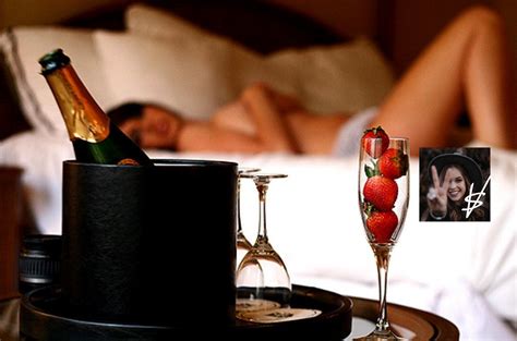 Naked Girl With A Glass Of Wine Porn 81 Photos Porn