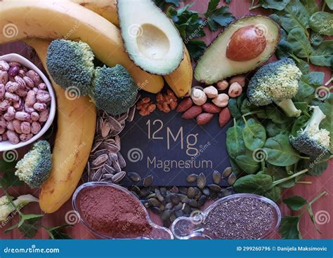 Magnesium Rich Foods. Natural Food Sources of Magnesium. Fresh Fruit ...