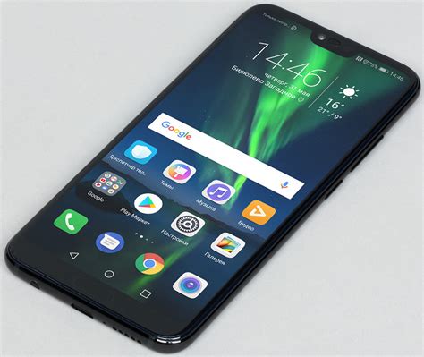 Обзор смартфона Honor 10: почти флагман, выросший из бюджетной линейки