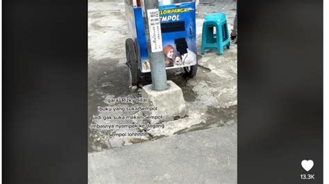 Viral Foto Rizky Billar Dilakban Di Gerobak Sempol Warganet Benar