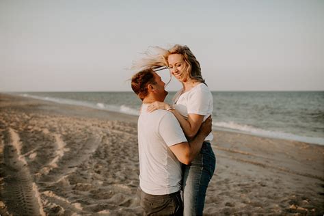 Chris Sami Fenwick Island Engagement Session — Sincerely The Kitchens