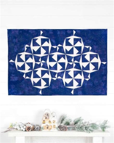 Go Winter Pinwheels Wall Hanging Pattern Accuquilt