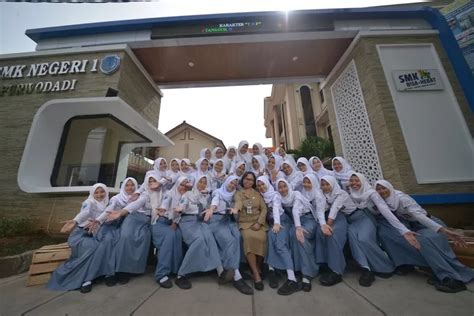 Smk Negeri 1 Purwodadi Lolos Peringkat Pertama Ini 15 Smk Terbaik
