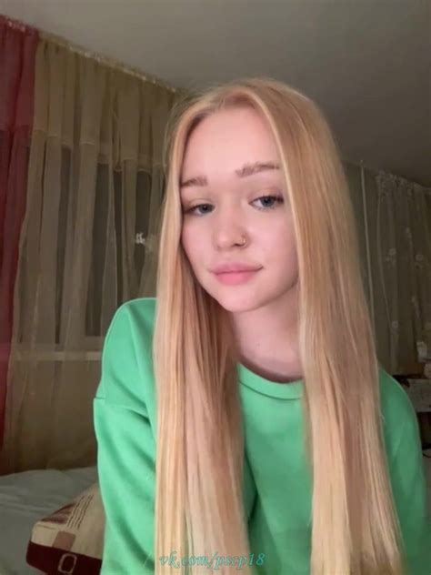 Blonde Russian Babe Masturbating With Toy