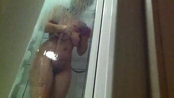 Mami Spycam En La Ducha Por Favor Comentar Xvideos