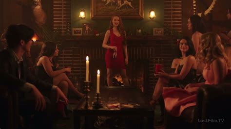 Игра в бутылочку:Ривердейл - YouTube