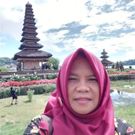 nurul qomariah senior lecturer phd universitas muhammadiyah