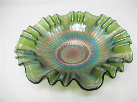 Fenton Green 9 Stippled Rays Crimped Carnival Glass Bowl Etsy