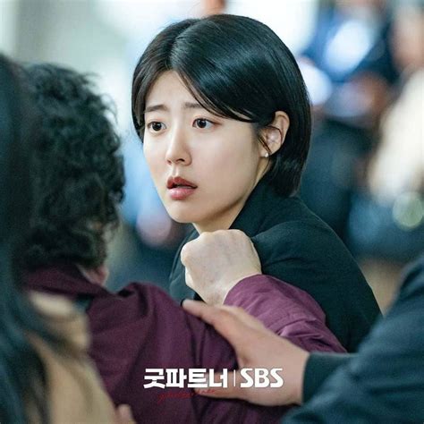 Cảnh nóng ở phim Hàn hot nhất hiện tại khiến netizen phát điên Biên kịch đang coi thường phụ nữ