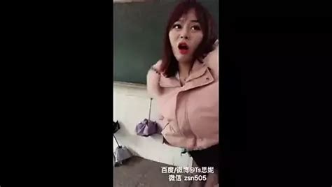 Pissing Shemale Porn Videos Xhamster