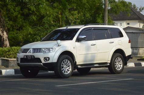 Indonesia Mitsubishi Pajero Dakar
