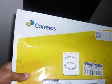 CORREIOS ENCOMENDAS TOMAM LUGAR DE ENVELOPES NA ROTINA DOS