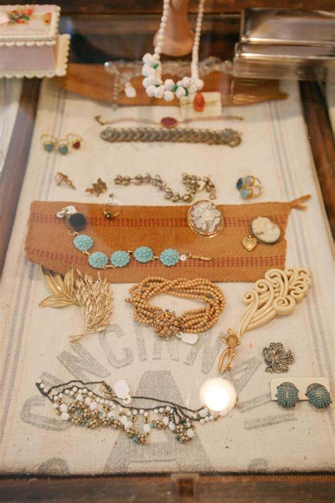 On the Grid : Olive's Very Vintage