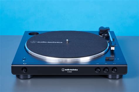 Audio-Technica AT-LP60XBT im Test: Bluetooth-Version des Kompakt ...