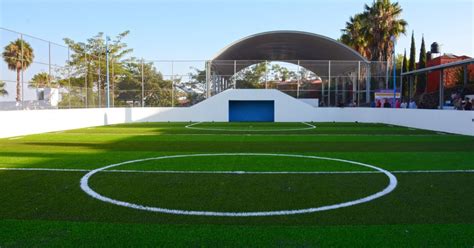 Entregan Cancha De Futbol En Parque Denver Infórmate Y Más