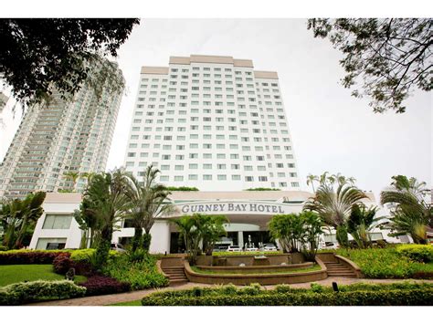 Book Hotels with Traveloka | Last Minute Hotel Deals