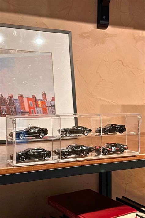 Kapaklı Hot Wheels Araba Rafı Pleksi Araçlık Model Sergileme