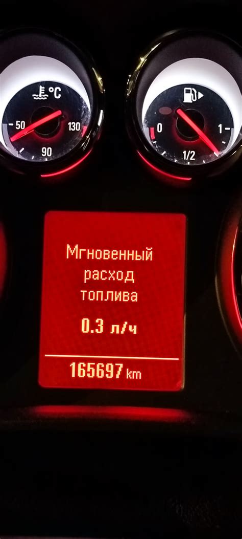 Замена регулятора давления топлива — Opel Astra J, 1,7 л, 2014 года ...