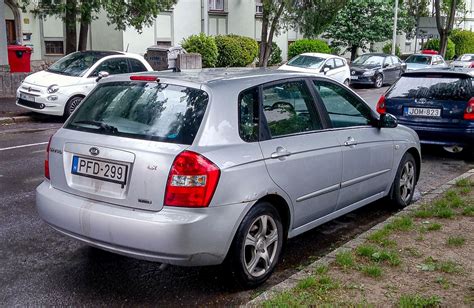 Kia Ceed Fotos - Fahrzeugbilder.de