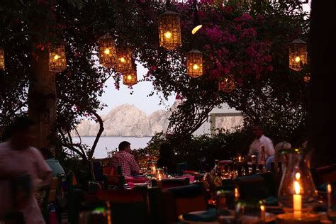 Cabo San Lucas Food Guide: Sips, Chips, Dips and Tips about Cabo Dining