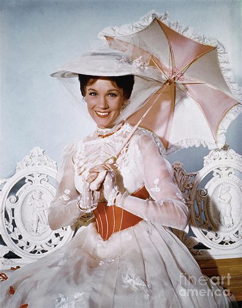 Julie Andrews As Mary Poppins Photograph by Bettmann - Pixels