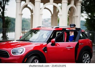 5 810 Sexy Blonde In Black Corset Images Stock Photos Vectors Shutterstock