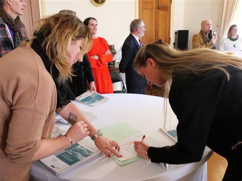 Ifsi Ifas 77 nouveaux diplômés des instituts mentonnais villedementon