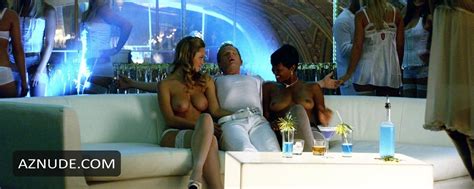 A Very Harold Kumar D Christmas Nude Scenes Aznude