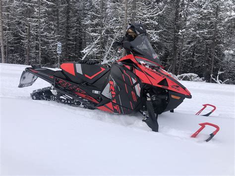 My Review Of The Arctic Cat Riot 9000 2023 Magazine Motoneigesca