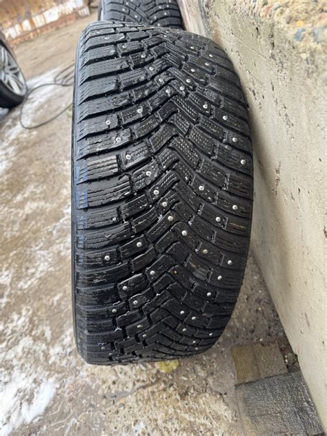 Шины зимние шипованные Continental 245/45 R18 на Audi A4 Avant (B8 ...