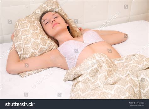Sexy Woman White Lingerie On Bed库存照片 Shutterstock