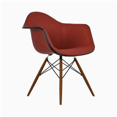 Modern Living Room Furniture – Herman Miller Store